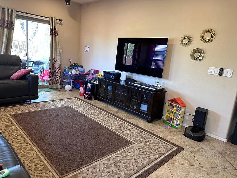 27424 N 19th Dr — Photo 10