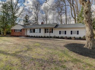 1 Blue Hills Dr, Holmdel, NJ 07733