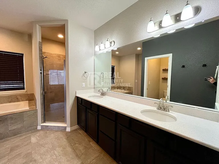 12767 Scenic Walk Dr — Photo 20