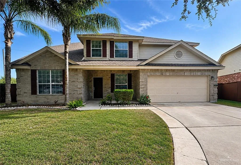 4 bed, 2.5 bath, 2786 sqft, $2,300 — Photo 1