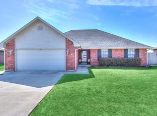 2417 Stone Glen Dr, El Reno, OK 73036