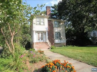 140 Overlook Ave, Hackensack, NJ 07601