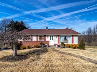 108 Sunset Ln, Aliquippa, PA 15001