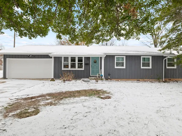 922 E Elm Street, Republic, MO 65738