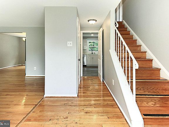 4th image of 2400 Tatnuck Ct