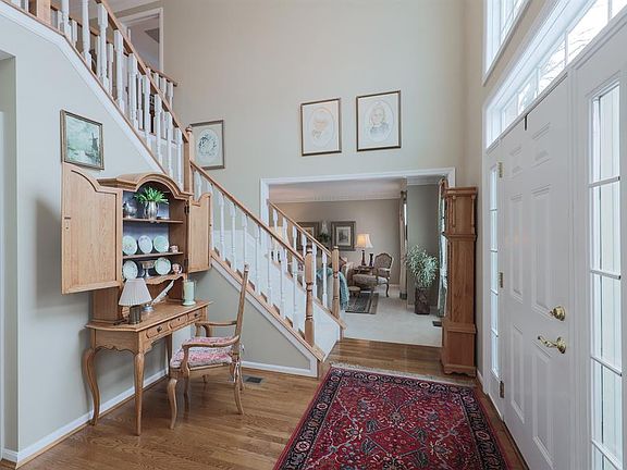 5th image of 892 Blackpine Dr