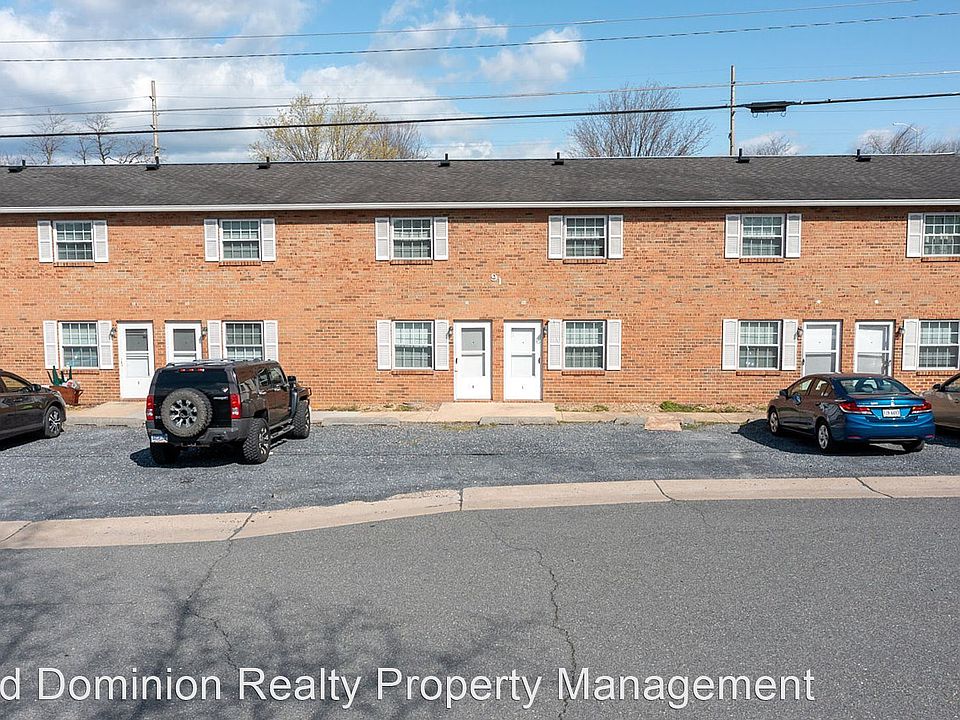 1st image of 91 Dutch Mill Ct APT B