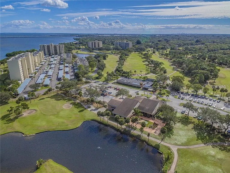 2700 Cove Cay Dr #1-6D — Photo 35
