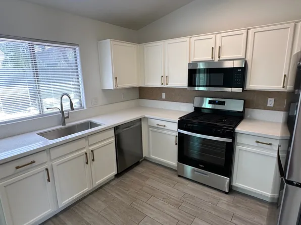 5241 W Jessica Ln, Laveen, AZ 85339