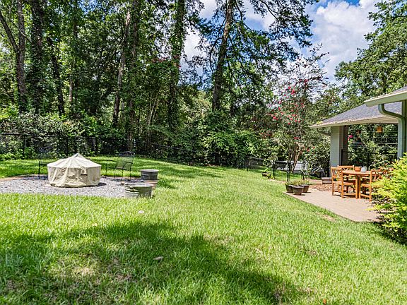 5th image of 3217 Brookforest Dr
