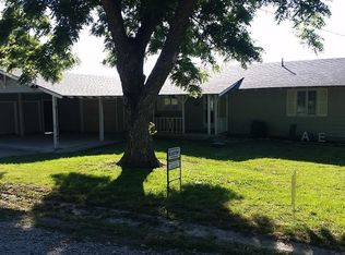 112 Prairie Bluff Loop, Council Grove, KS 66846