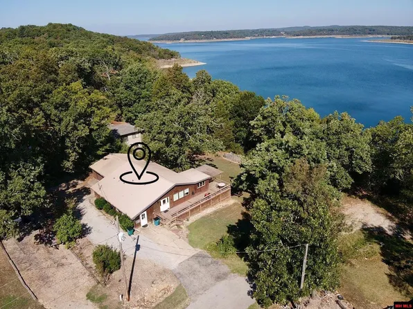 105 Lola Ln, Bull Shoals, AR 72619