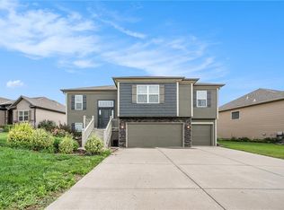 1603 NE 124th Ter, Kansas City, MO 64165