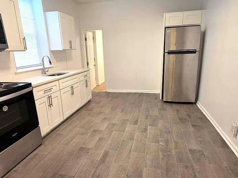 6233 Chew Ave — Photo 13