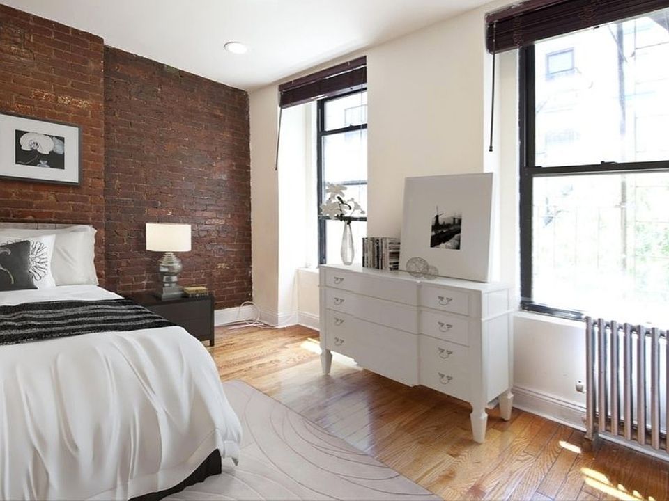 1st image of 209 E 10th St APT 5