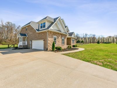 3725 Glen Raven Rd, Cedar Hill, TN, 37032