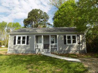 909 Lake Dr, Ironton, MO 63650