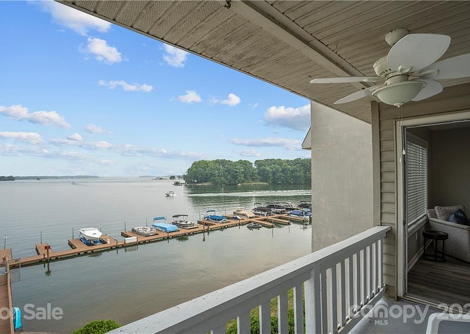 7831 Spinnaker Bay Dr Sherrills Ford, NC, 28673 Apartments for Rent