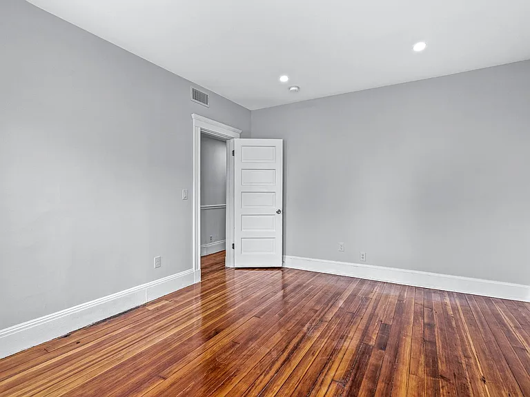 79 Pleasant St #1 — Photo 7