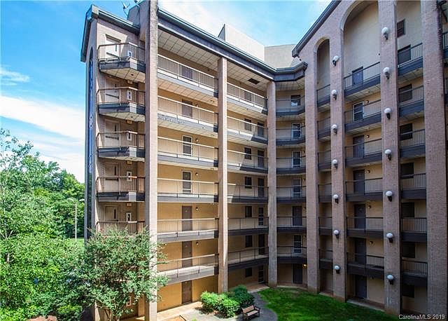 1st image of 211 Heritage Blvd Ste 308D