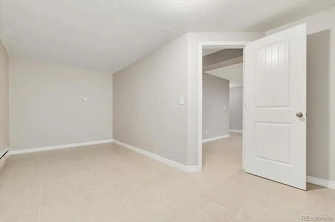 4693 S Devinney St — Photo 30