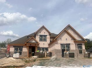 229 Oakland View Dr, Brownsboro, AL 35741