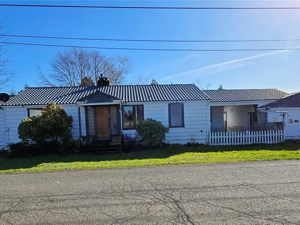 390 W E Street, Forks, WA 98331