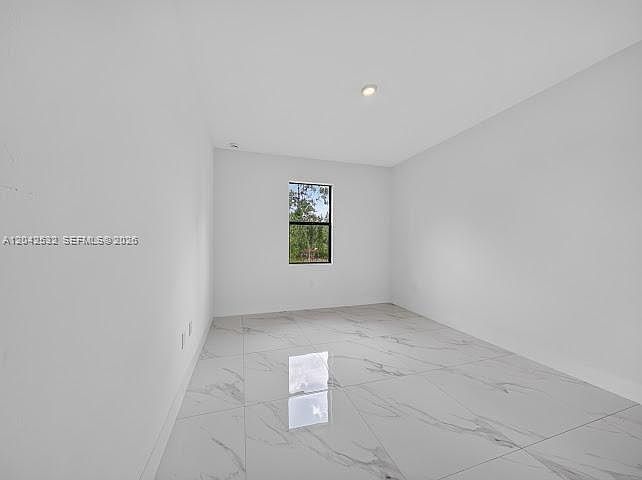 1st image of 928-930 Hepburn Ave