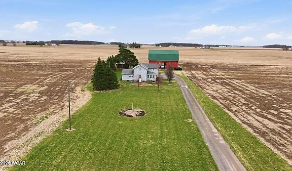 3rd image of 16885 Jonestown Rd