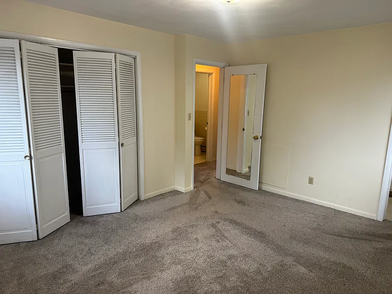 1501 W 3rd St #4 — Photo 21