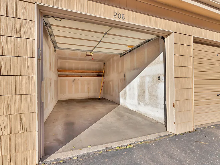 280 S Oman Rd — Photo 45