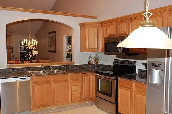 4403 Quarry Ln — Photo 3
