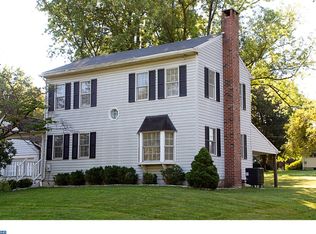 97 Gravel Hill Rd, Huntingdon Valley, PA 19006