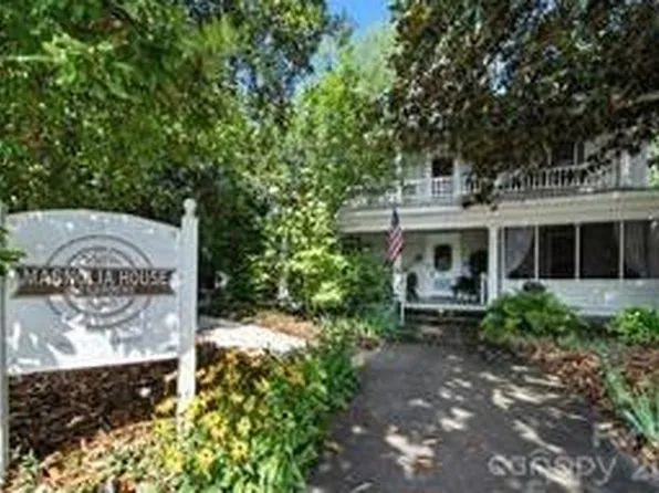 221 N Main St, Clover, SC 29710