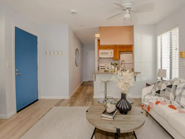 909 Alvarado Ave APT 12, Davis, CA 95616