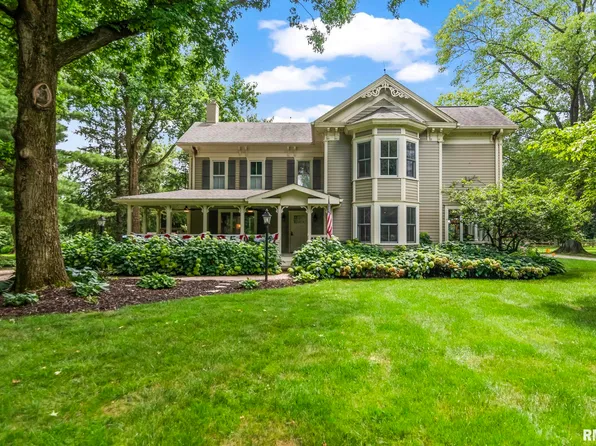 2624 E Lake Shore Dr, Springfield, IL 62712