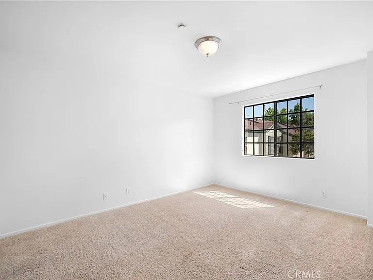 2747 Hermosa Ave #6 — Photo 21