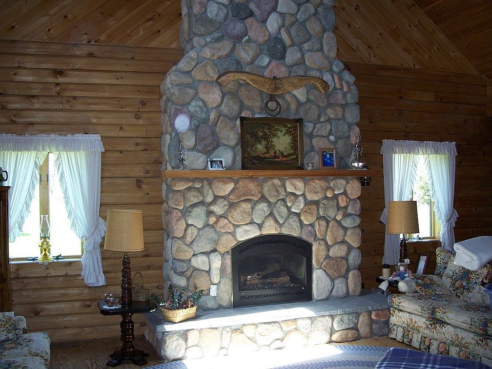 2nd image of 745 Cooper Rd
