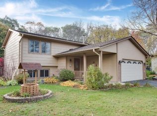 11512 Oregon Ln N, Champlin, MN 55316