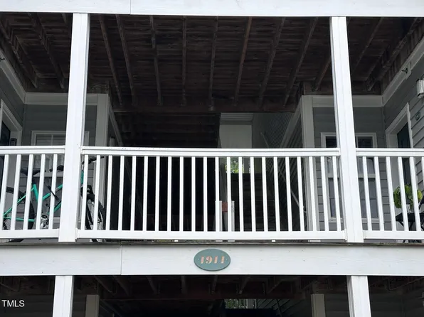 1911 Wolftech Ln APT 201, Raleigh, NC 27603