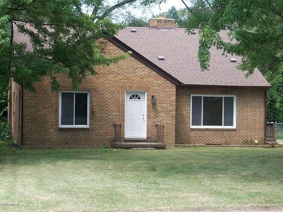 2nd image of 181 Orchard Ln