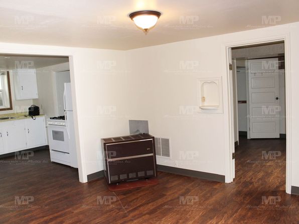 712 1/2 W Myrtle St #M712