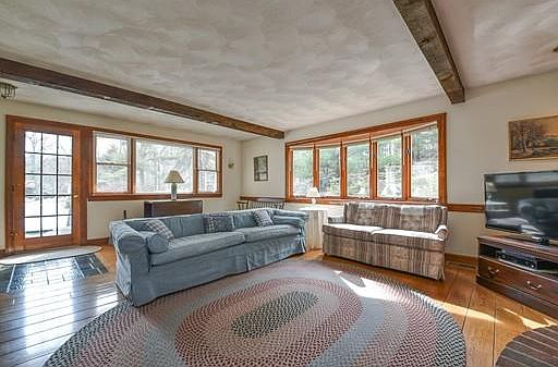 3rd image of 46 Wildwood Dr