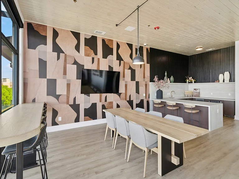 Skybox Suite Kitchen & Seating