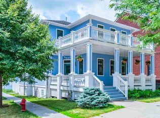 1211 Foster Rd, Iowa City, IA 52245