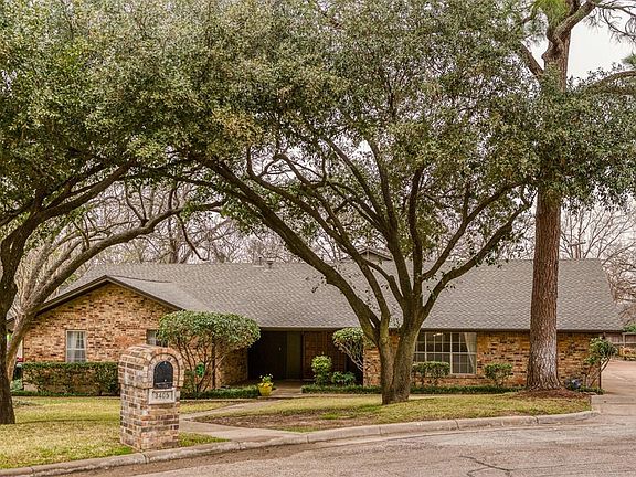 2nd image of 3405 Lynnwood Ct