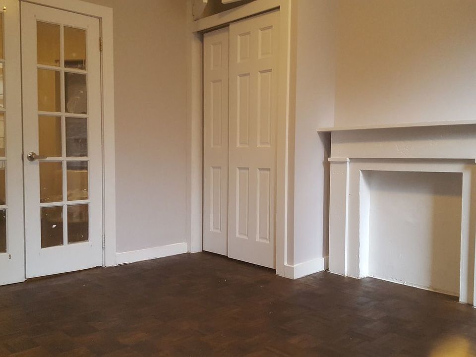 1st image of 330 W 49th St APT 3RE