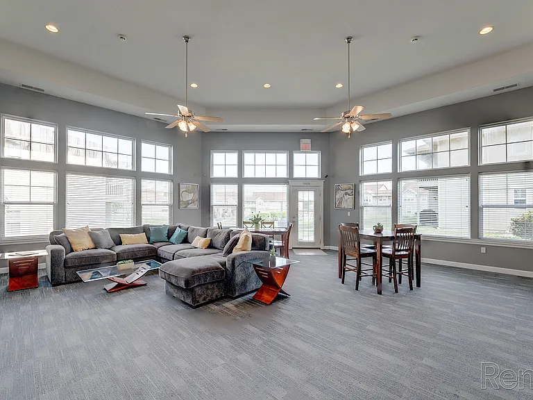 Ironwood Apartments and Townhomes — Photo 10