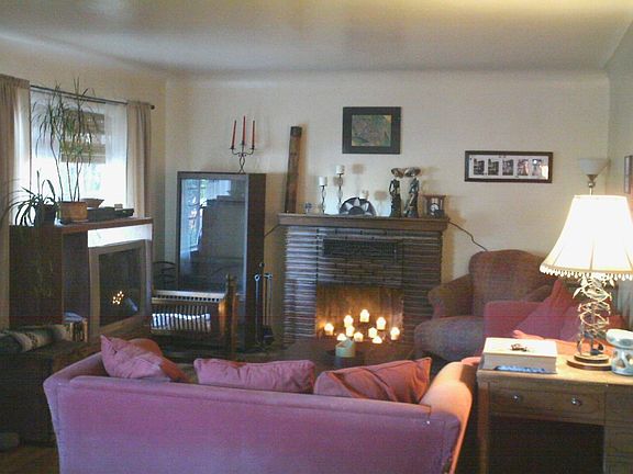 2nd image of 1435 Vassar Dr NE