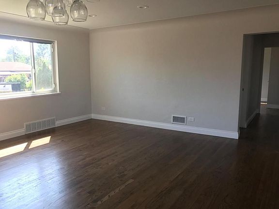 5th image of 2895 Eudora St